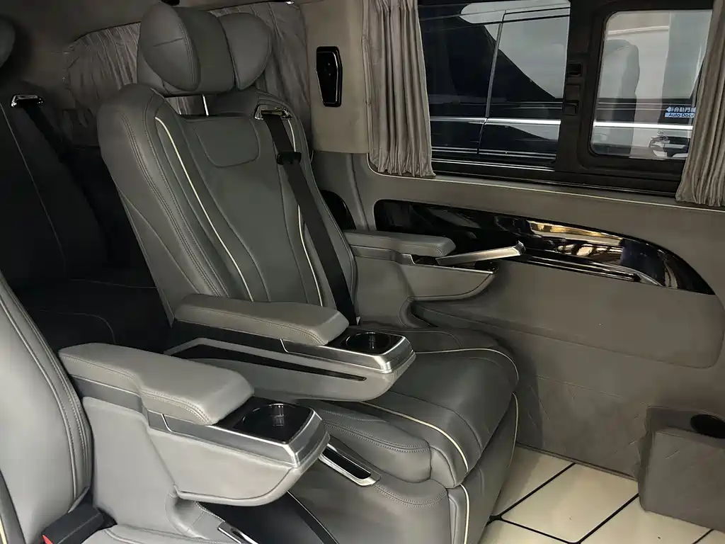 Mercedes-Benz Vito — миниатюра 16