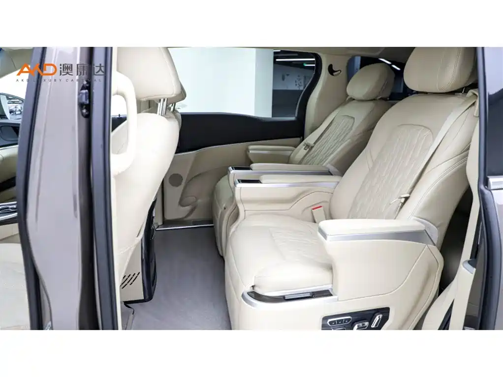 Buick GL8 2023 Luxury