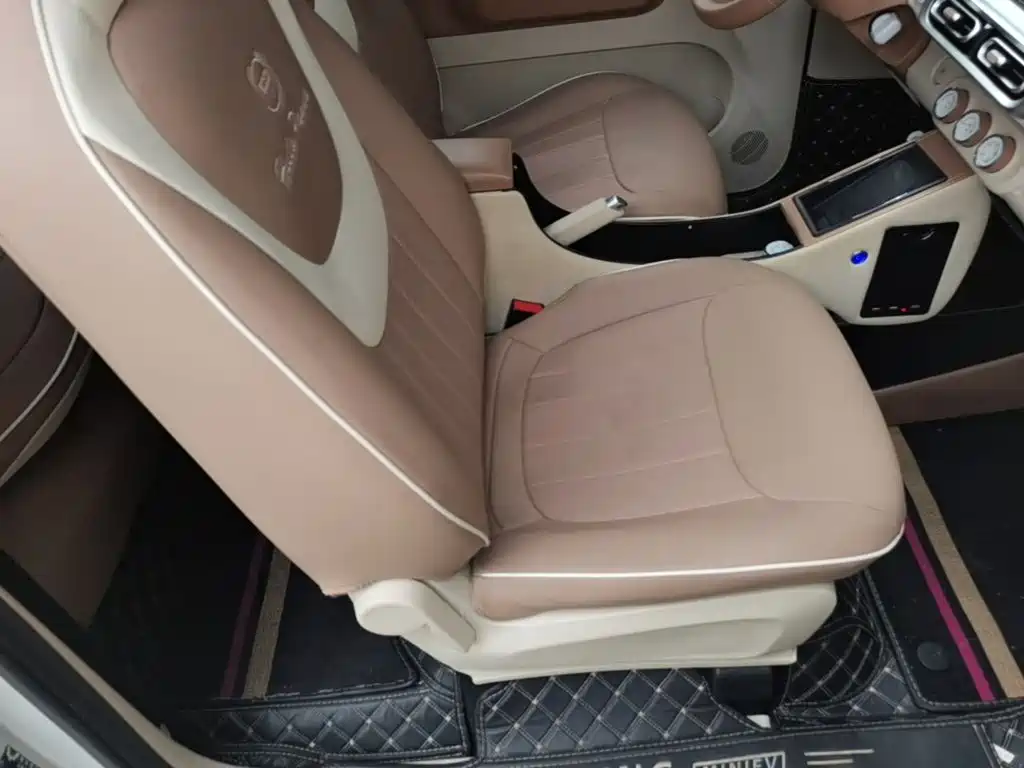 Wuling MINIEV — миниатюра 25