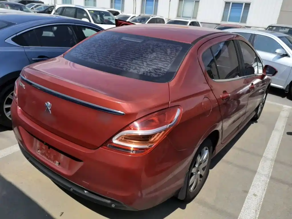 Peugeot 308 2014 1.6L MT