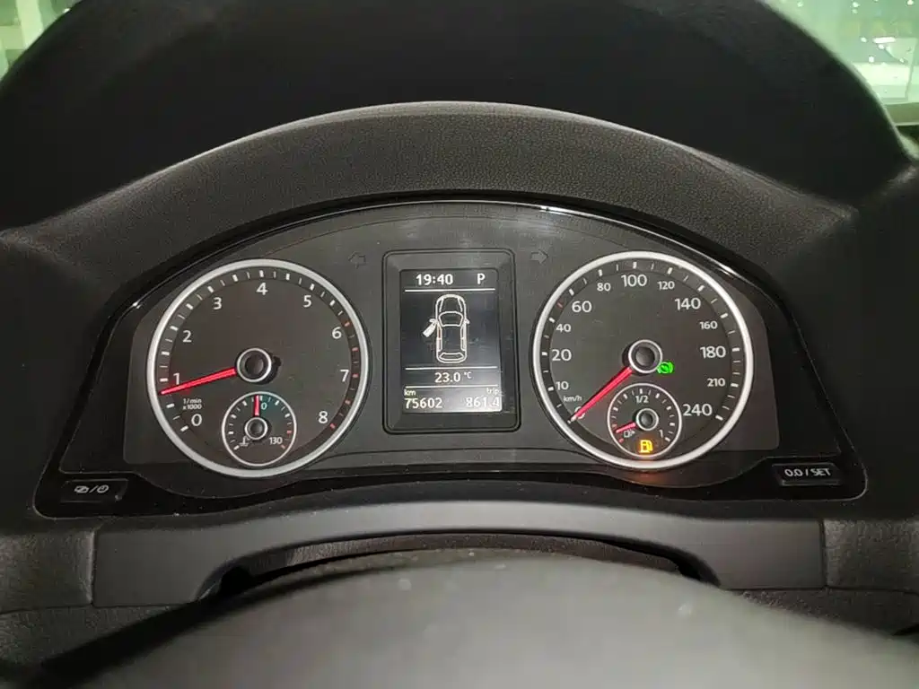 Volkswagen Tiguan — миниатюра 12