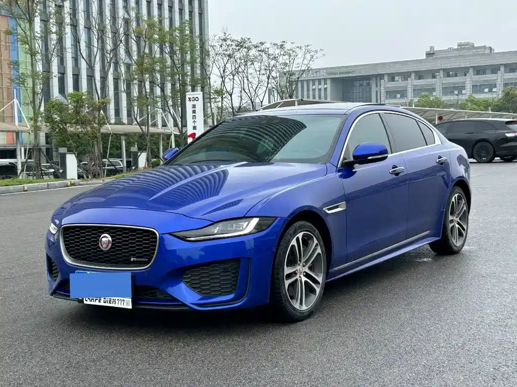 Купить Jaguar XEL