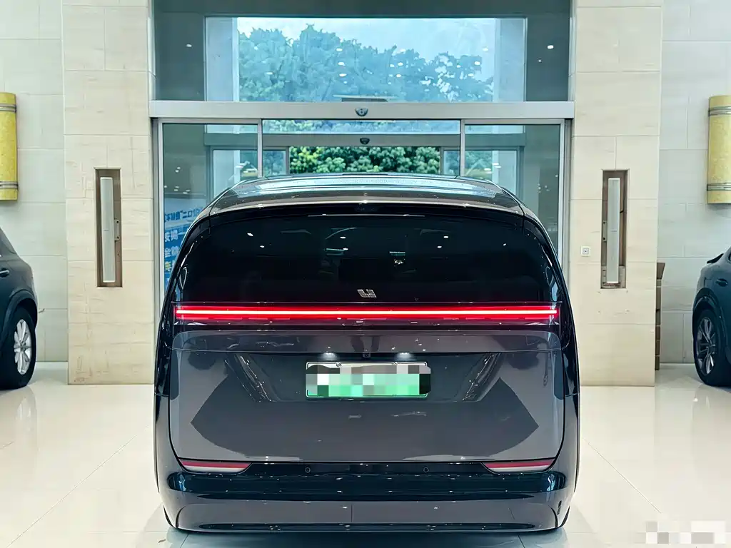 Li Auto Li MEGA — миниатюра 9