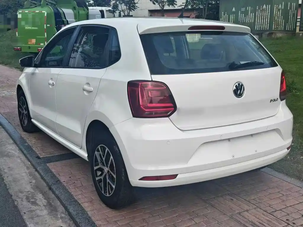 Volkswagen Polo — миниатюра 5