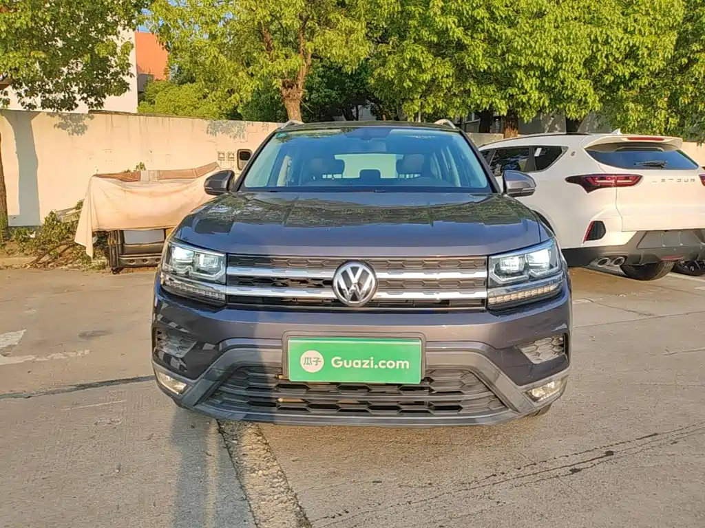 Volkswagen Tharu — миниатюра 3
