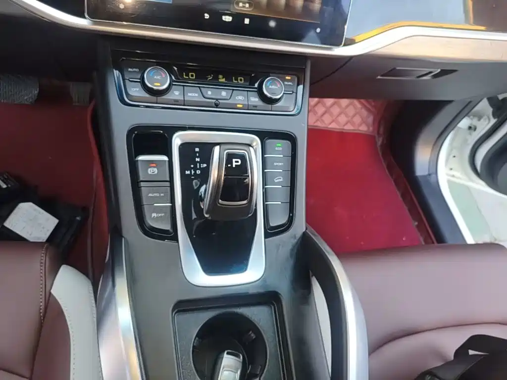 Geely Boyue — миниатюра 14