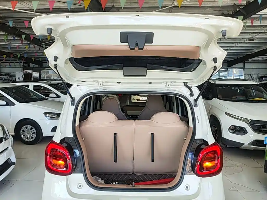 Wuling MINIEV — миниатюра 19