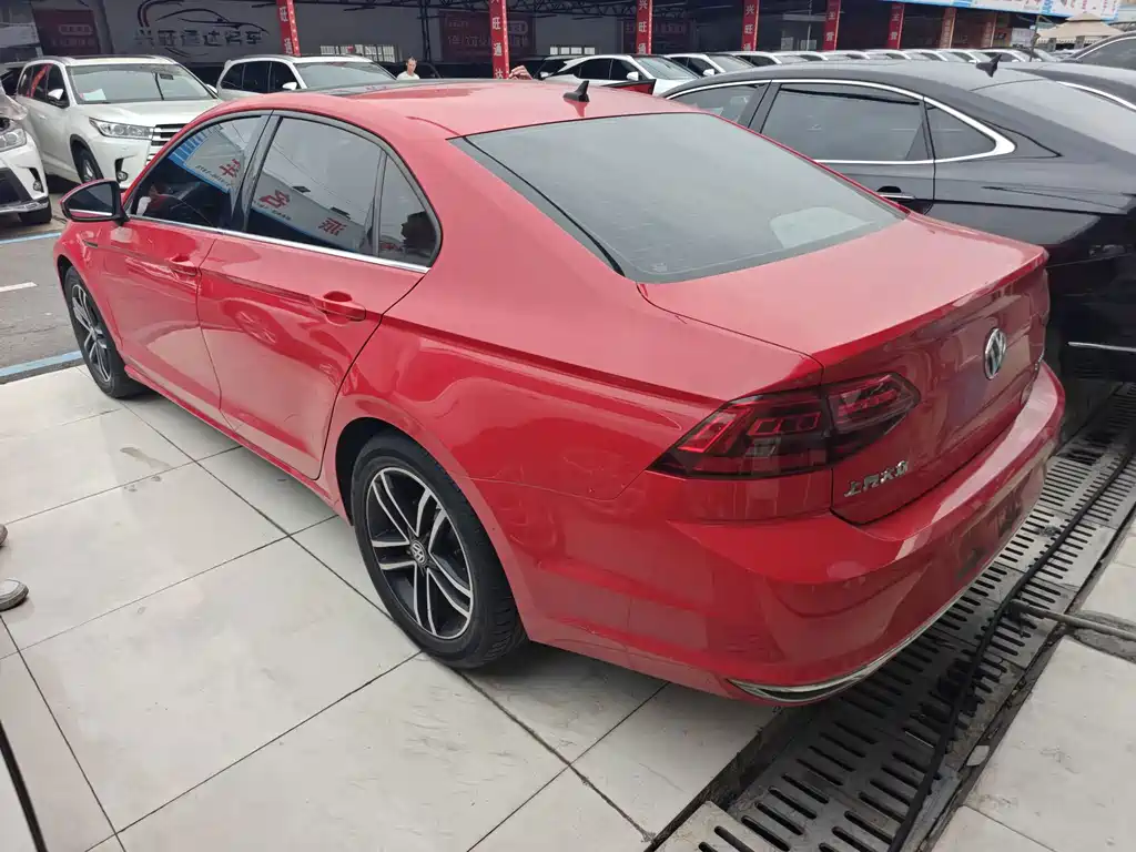 Volkswagen Lamando — миниатюра 3