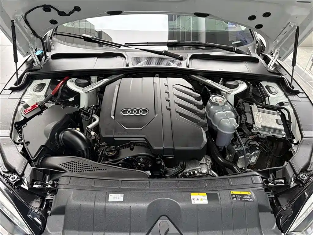 Audi A5 2023 Sportback 40 TFSI quattro Luxury