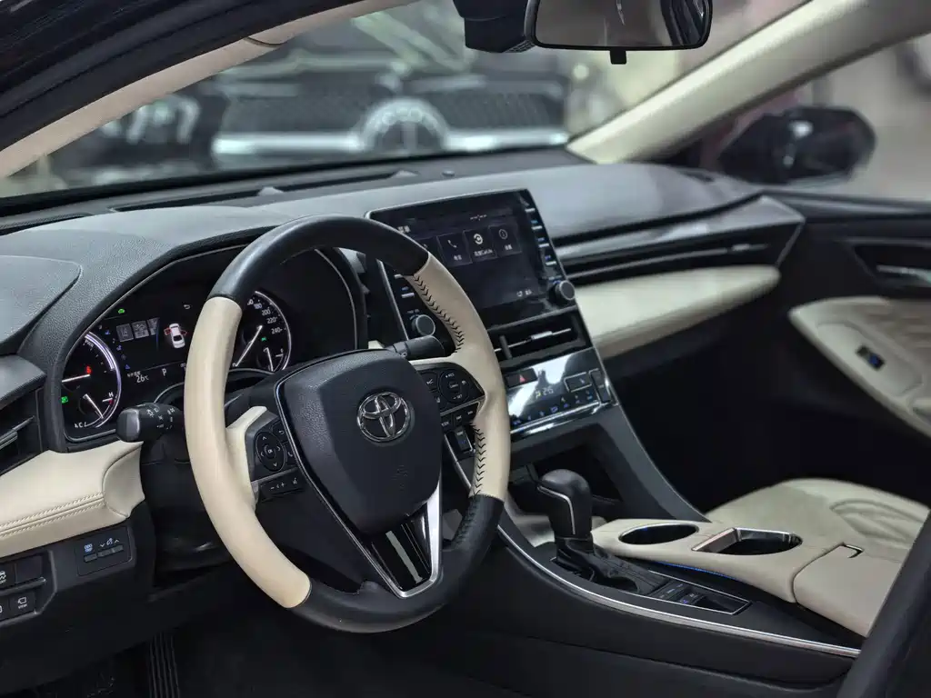 Toyota Avalon — миниатюра 14