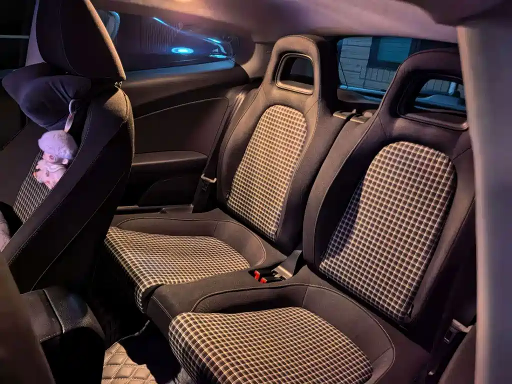 Volkswagen Scirocco — миниатюра 5