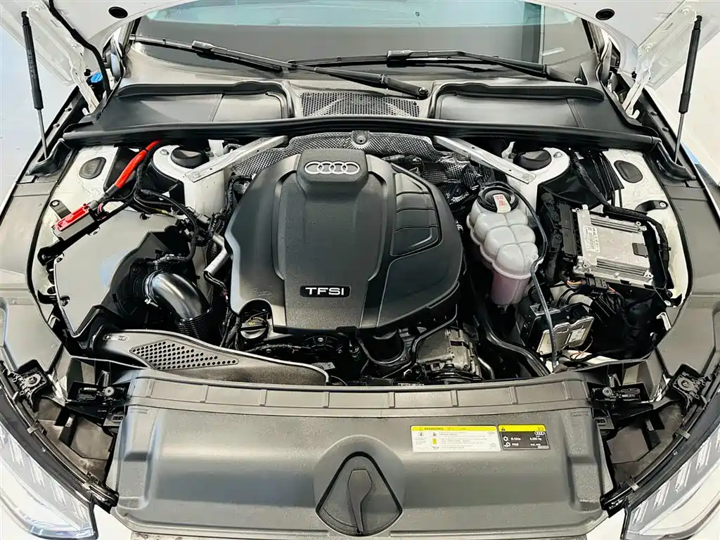 Audi A4L 2022 40 TFSI Fashion
