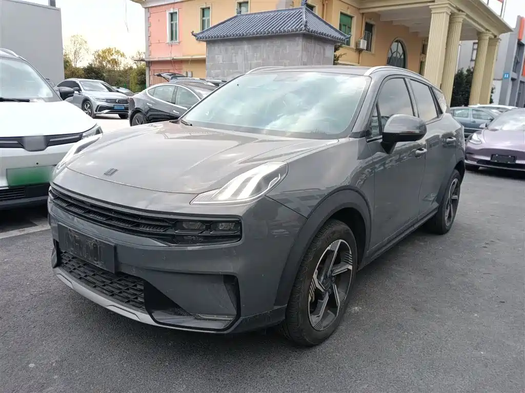 Lynk & Co 06 EM-P 2022