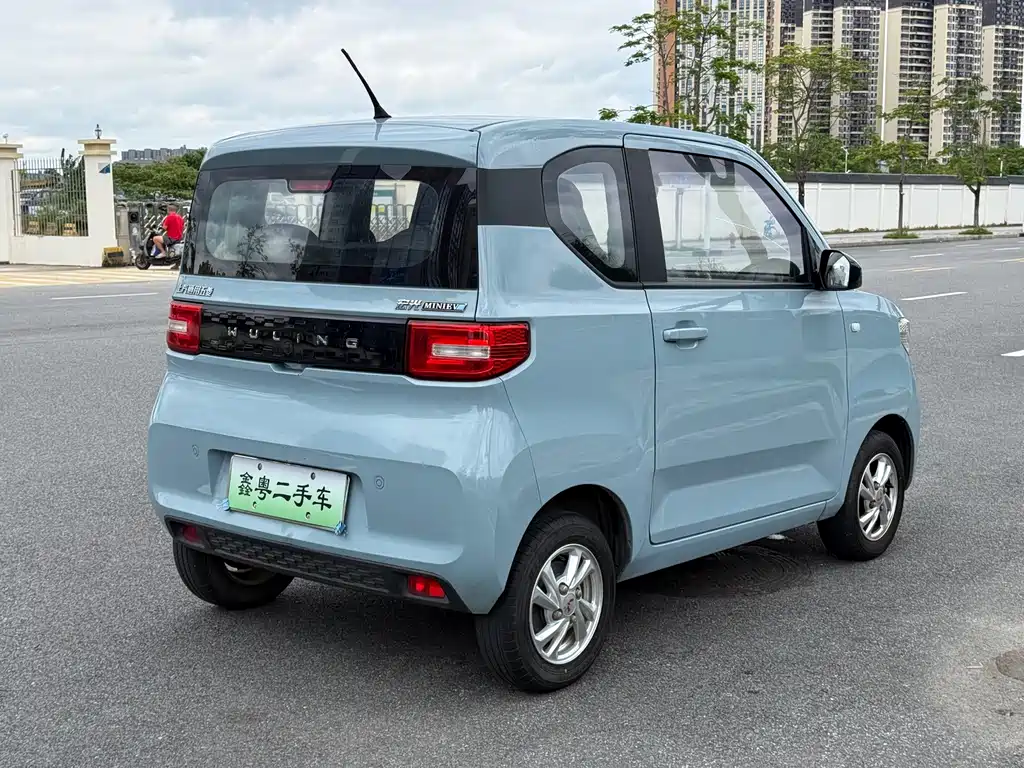 Wuling MINIEV — миниатюра 9