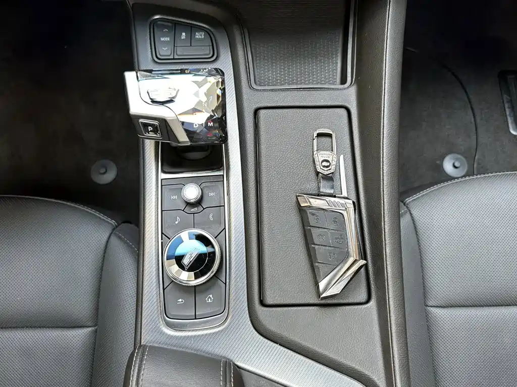 Cadillac CT5 — миниатюра 15