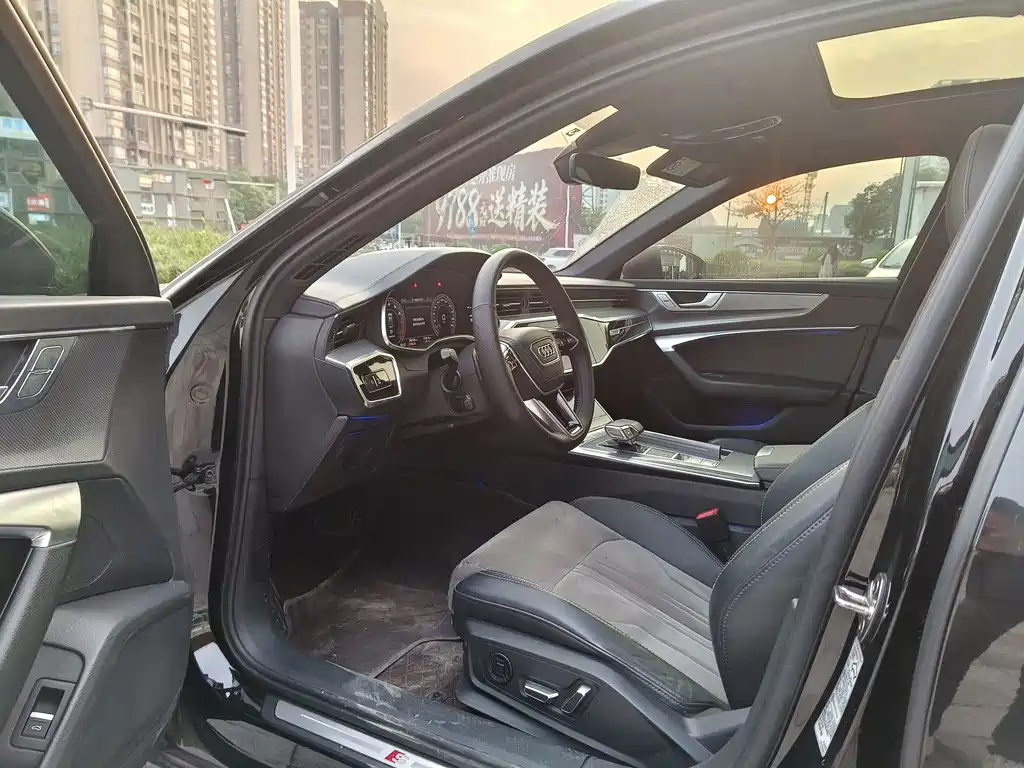 Audi A6L — миниатюра 12