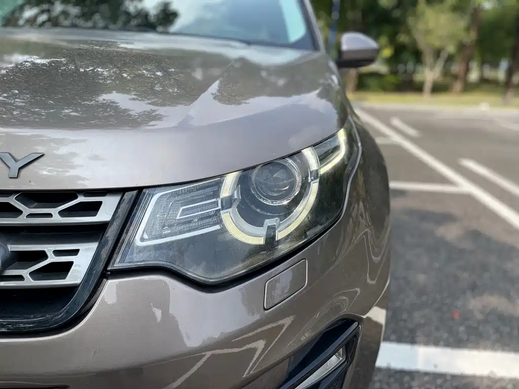 Land Rover Discovery Sport — миниатюра 4