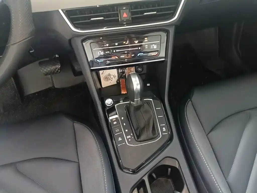 Volkswagen Tharu — миниатюра 14