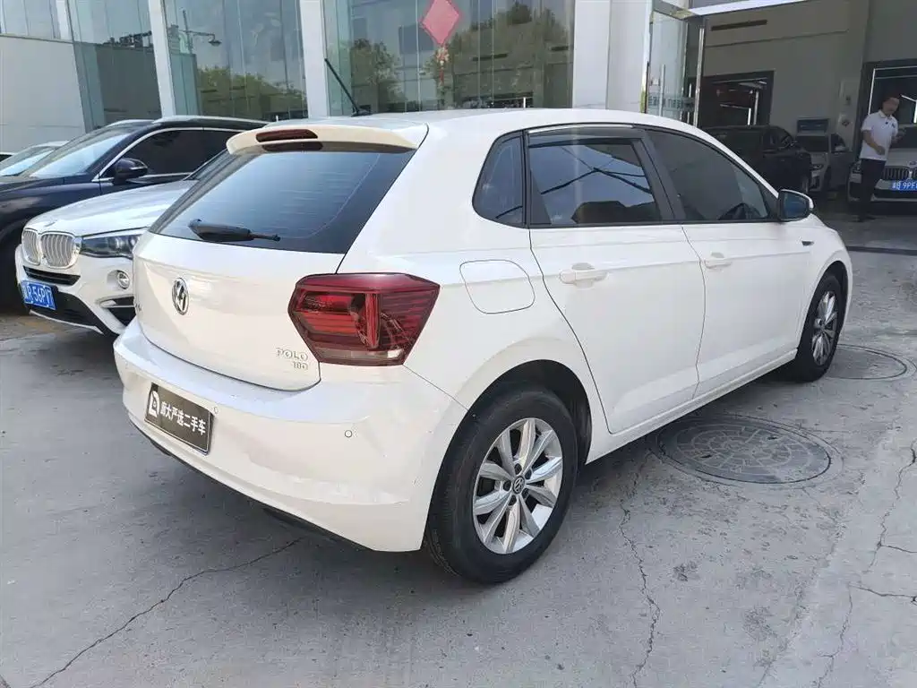 Volkswagen Polo — миниатюра 4