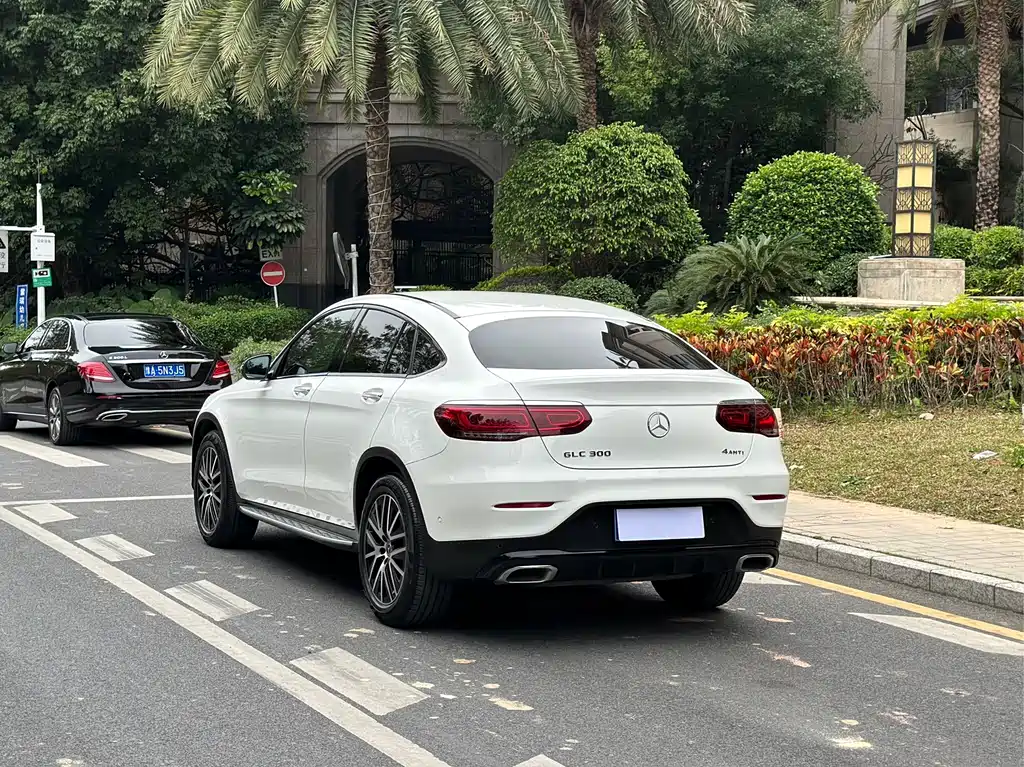 Mercedes-Benz GLC Coupe — миниатюра 6