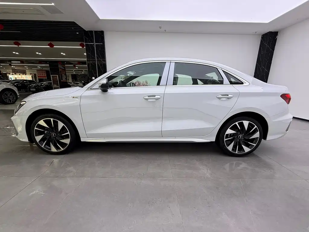 Audi A3 — миниатюра 20