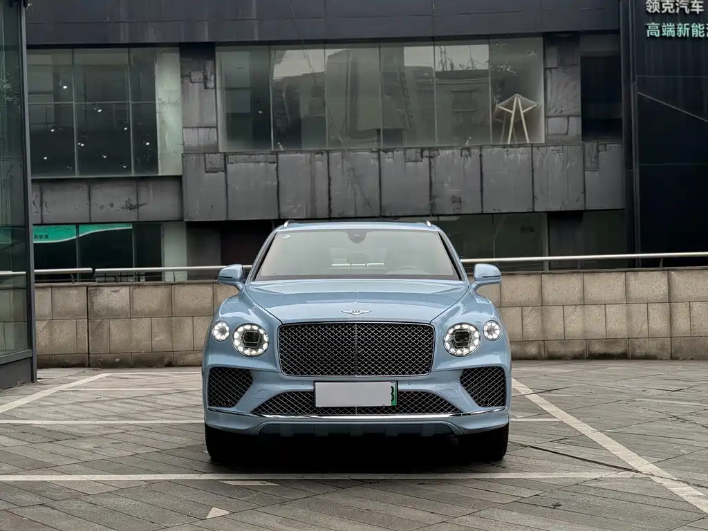 BENTLEY TIMYUE PLUG IN HYBRID