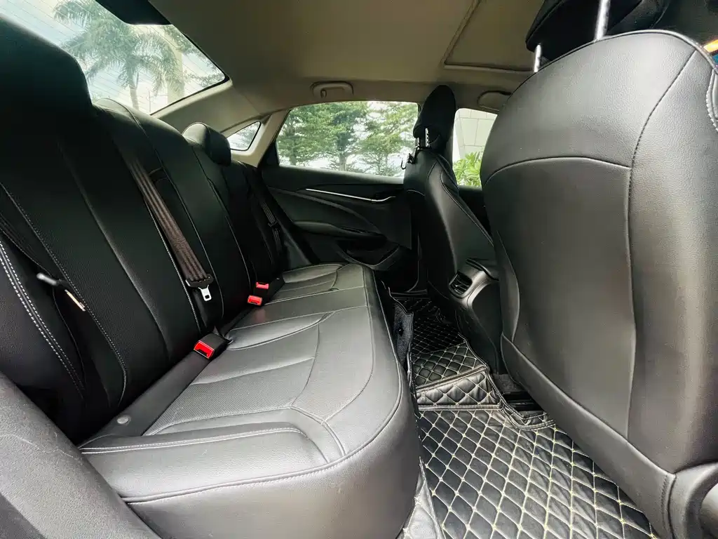 Buick Excelle — миниатюра 10