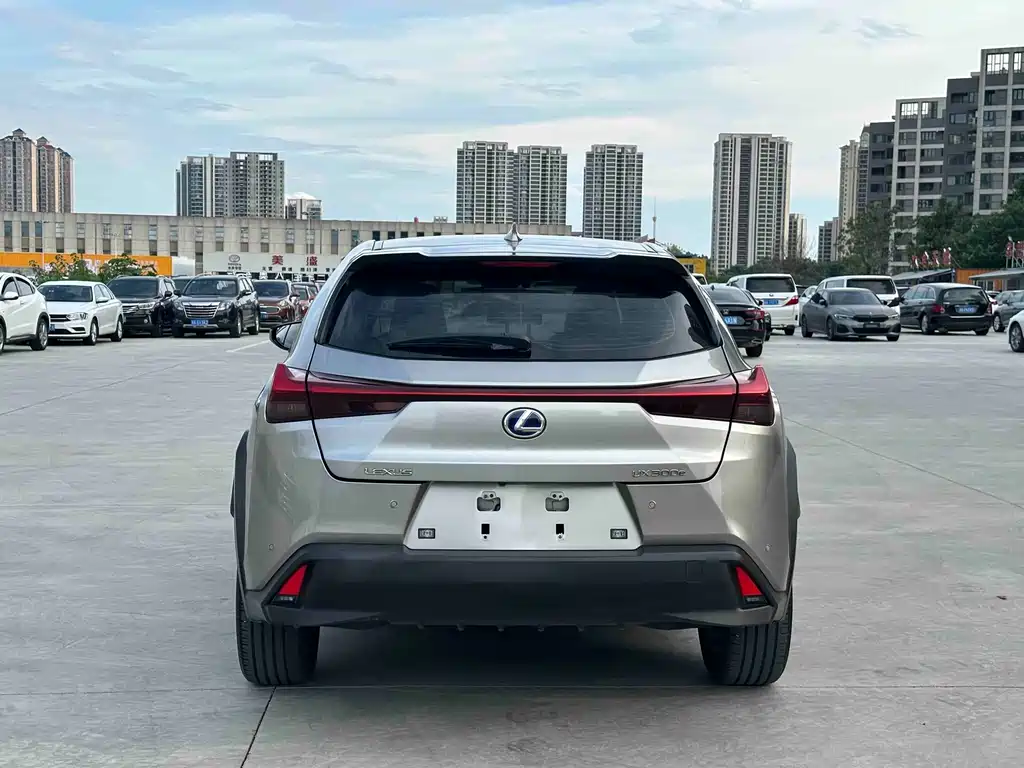 Lexus UX New Energy — миниатюра 5