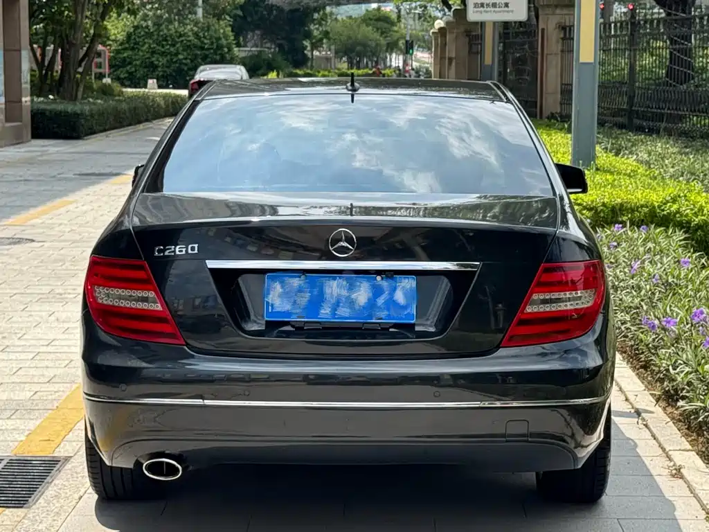 Mercedes-Benz C-Class — миниатюра 5