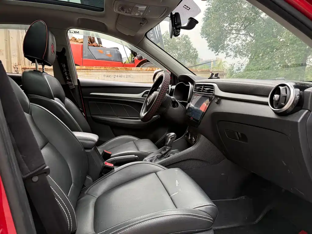 MG ZS — миниатюра 12