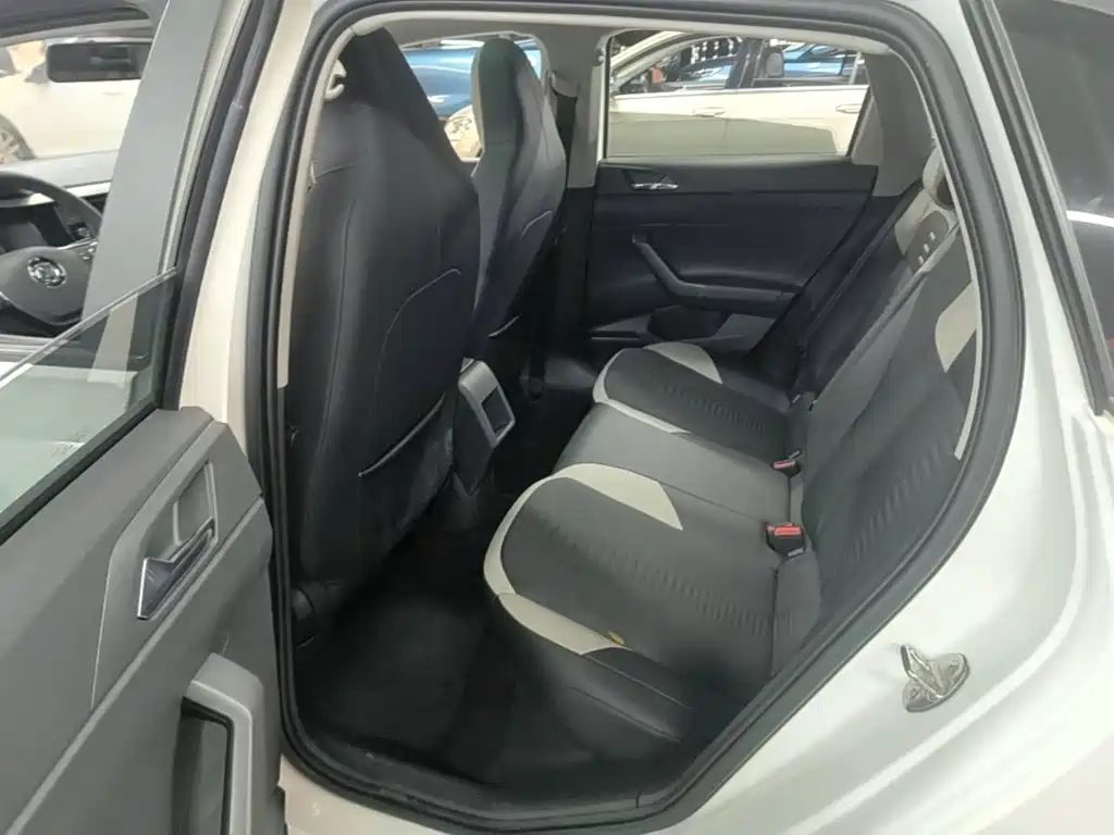 Volkswagen Polo — миниатюра 17