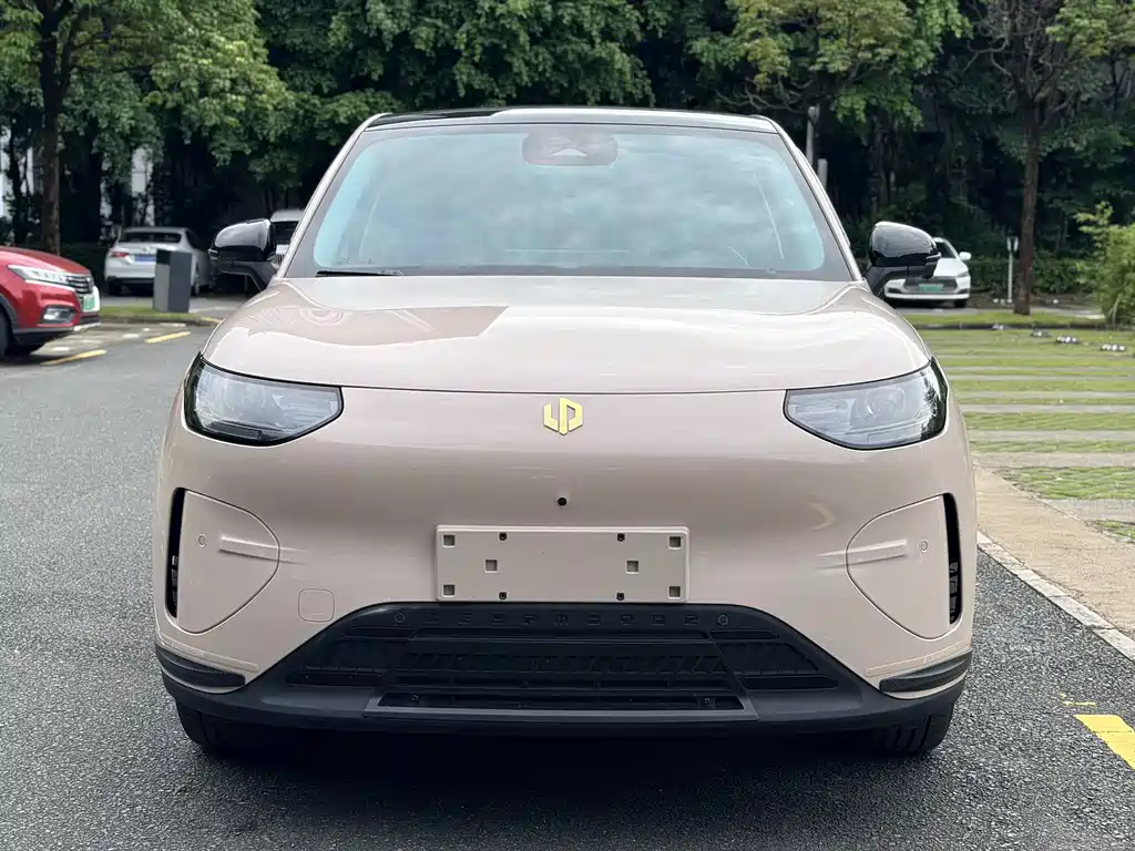 Leapmotor Leapmotor A10 — миниатюра 2