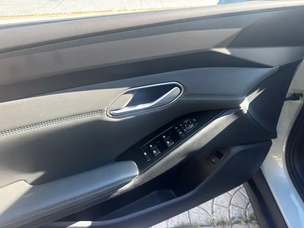 BYD Qin L — миниатюра 12
