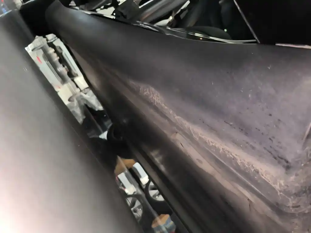 Tesla Model Y — миниатюра 21