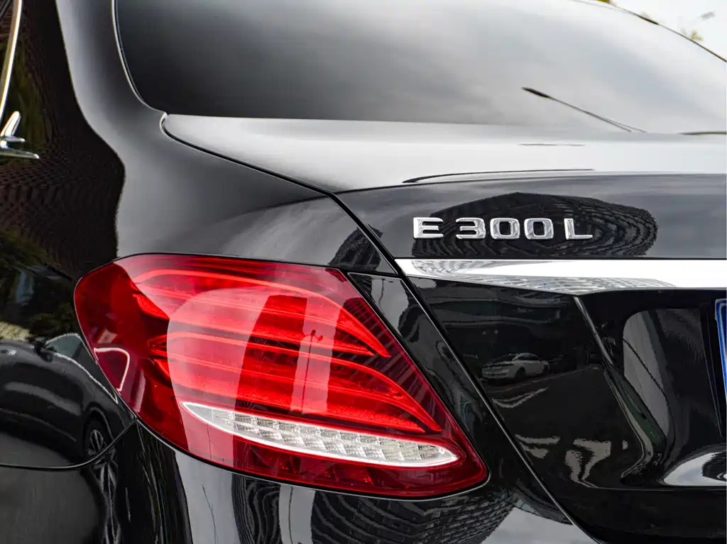 Mercedes-Benz E-Class E 2019 E 300 L Fashion