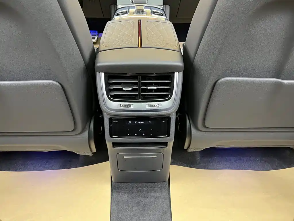 Hongqi Hongqi E-HS9 — миниатюра 39