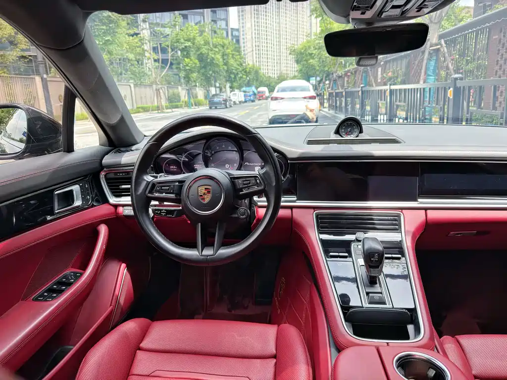 Porsche Panamera Panamera 4 Executive Extended Edition 2.9T, фото 12