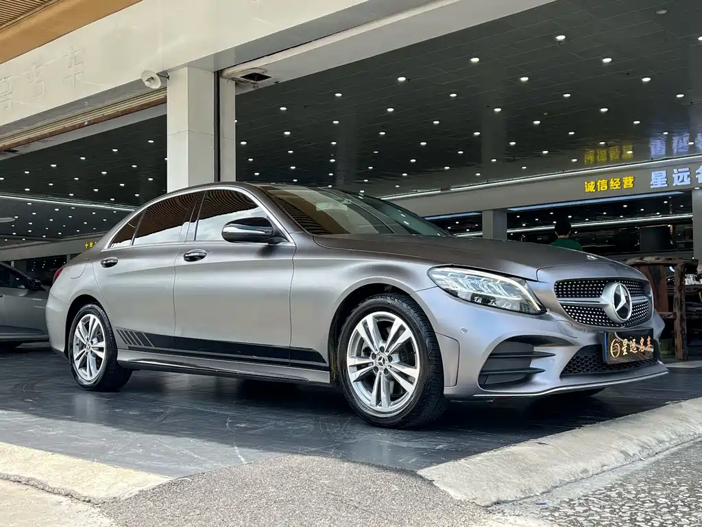 Mercedes-Benz C-Class — миниатюра 3