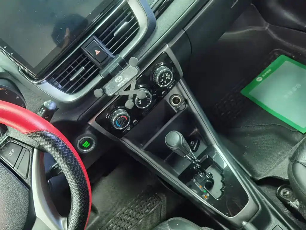 Toyota Yaris L — миниатюра 9