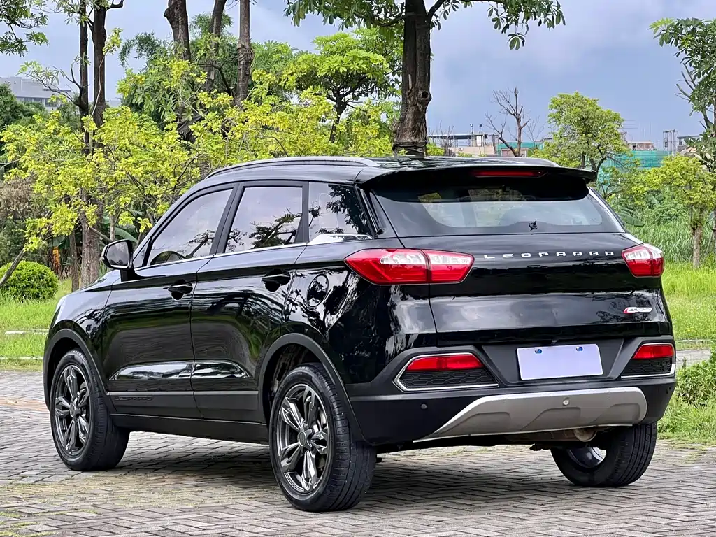 Changfeng CS9 2017 1.5L CVT Comfort