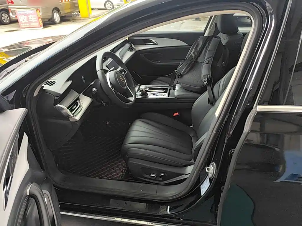 Hongqi Hongqi H5 — миниатюра 15