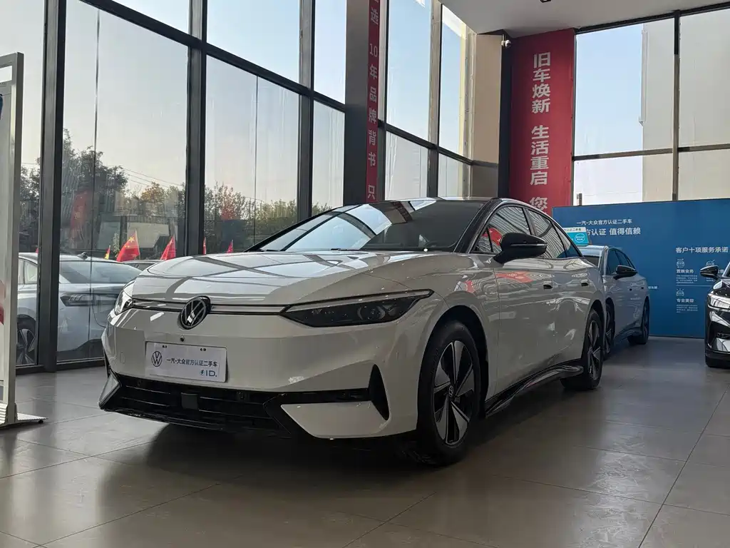 2024 Volkswagen ID.7 - zdjęcie 1 z 14