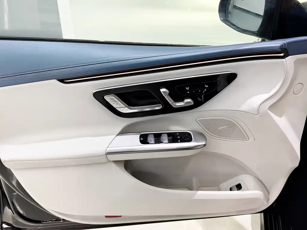 Mercedes-Benz EQE — миниатюра 12