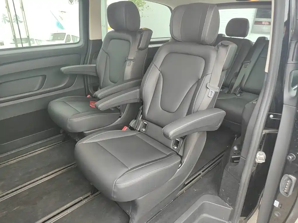 Mercedes-Benz Vito — миниатюра 17