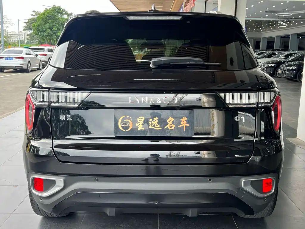 Lynk & Co 01 — миниатюра 18
