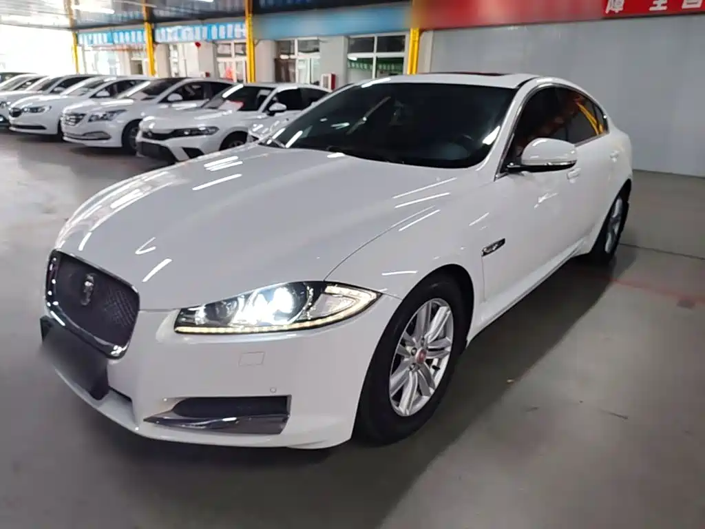 Jaguar XF — миниатюра 2