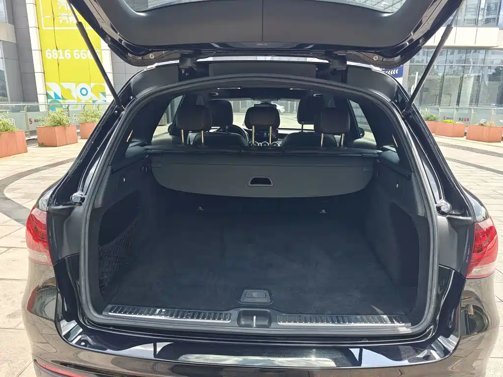 Mercedes-Benz GLC — миниатюра 12