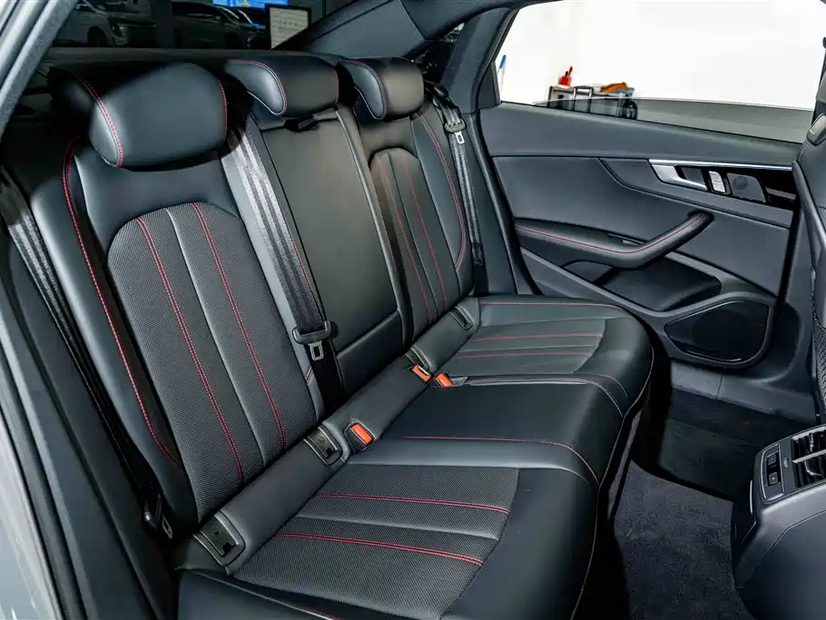 Audi A4L — миниатюра 23