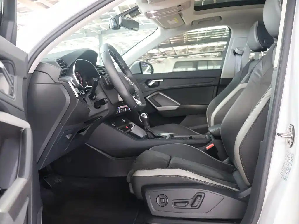 Audi Q3 — миниатюра 9