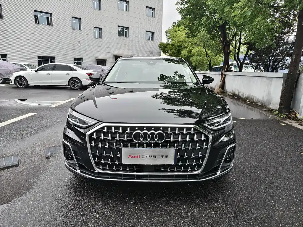 Audi A8 2024 A8L 50 TFSI quattro Premium